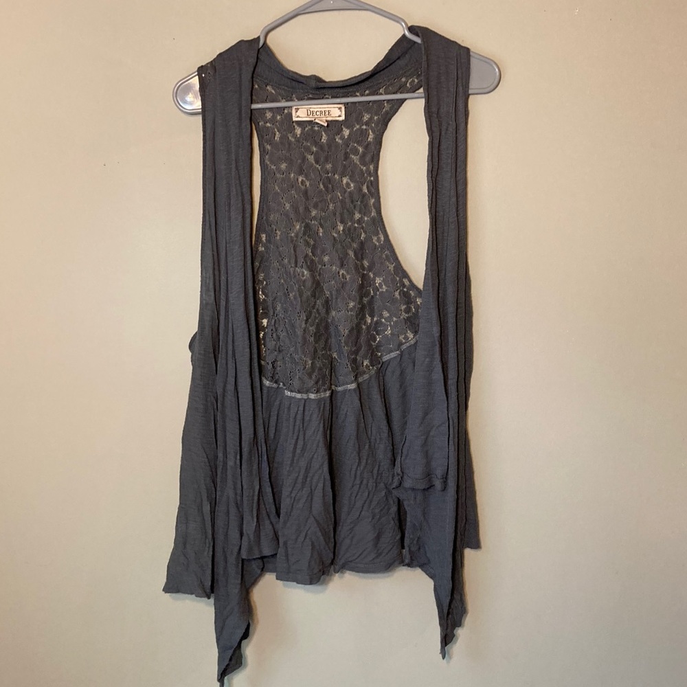 Decree size large accent vest
